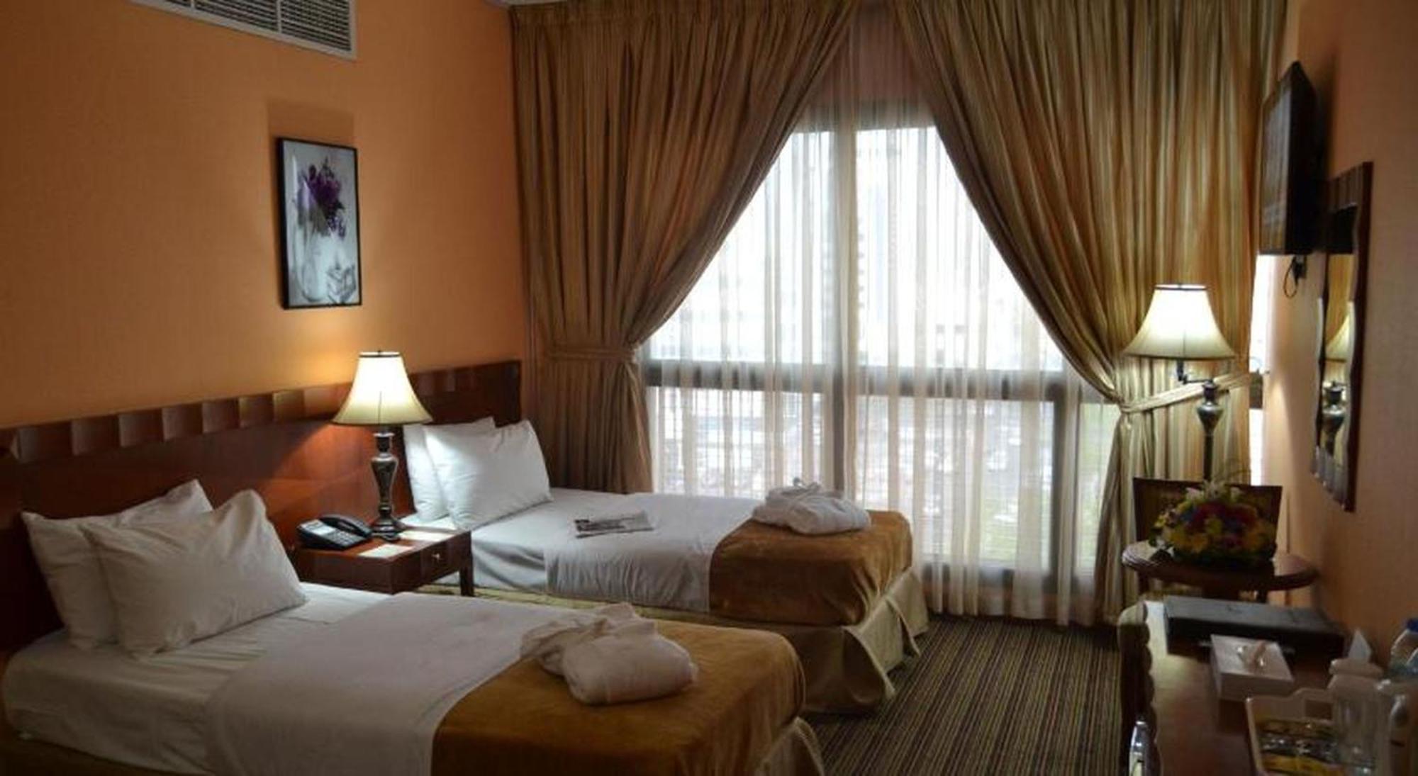 Hotel Dancenter Star Heritage Village *